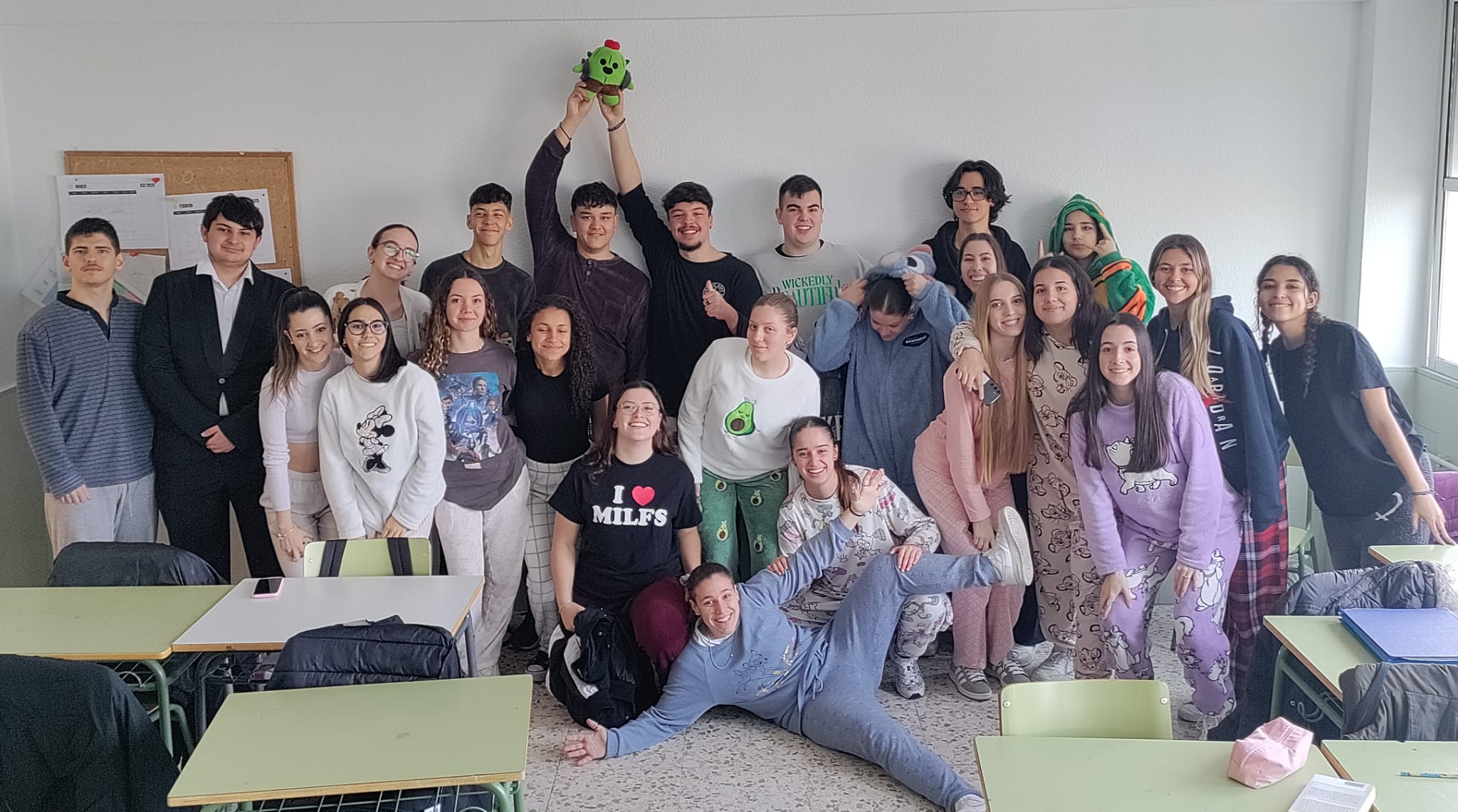 De nuevo día de la tortilla y 2º de Bachillerato en pijama